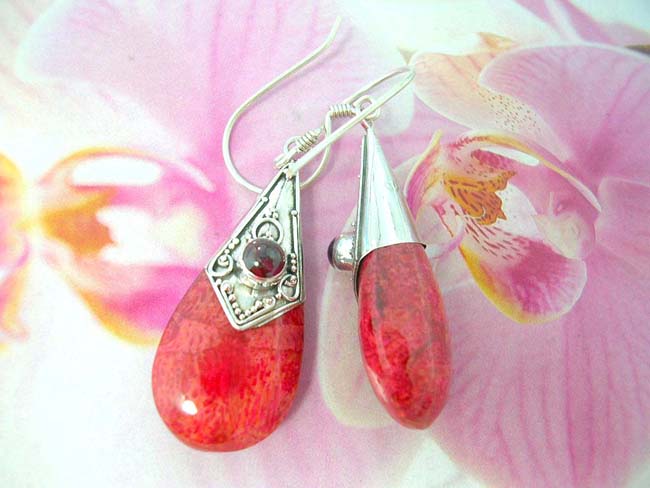 Costume jewelry wholesale catalog, bali wear coral earrings with 925. sterling silver mounting decorated by beaded decor and embedded with crystal