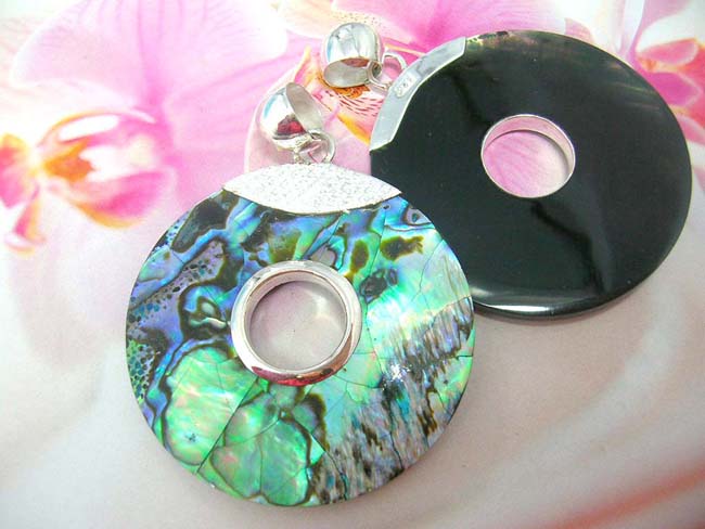 International bali jewelers online, Exotic seashell gemstone pendant in trendy cut out center circle design with 925. sterling silver frame