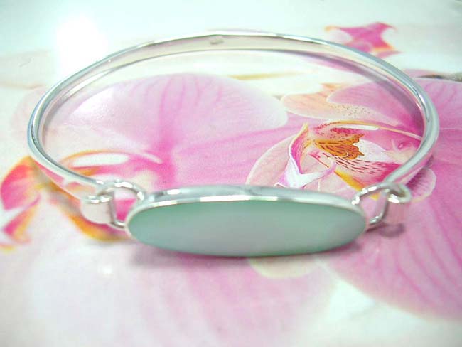 Bali jewelry collection outlet,light blue indonesian crafted gemstone embedded in 925. sterling silver bangle bracelet
