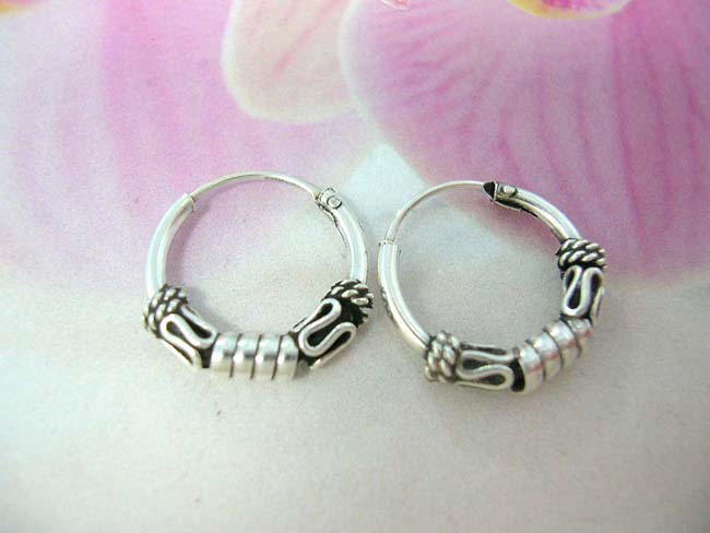 Hip hop fashion jewelry supplier, Bali crafted hoop earrings with coil and snake design, made from 925. sterling silver