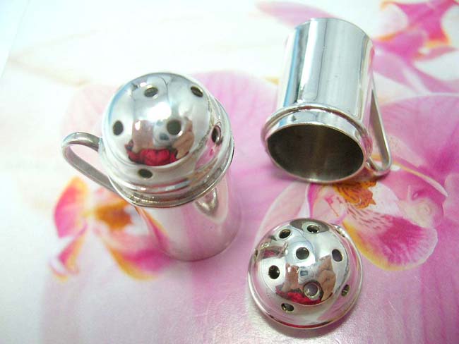 Bali bali export jewelry supplier, Stylish sugar shaker charm pendant in sterling silver