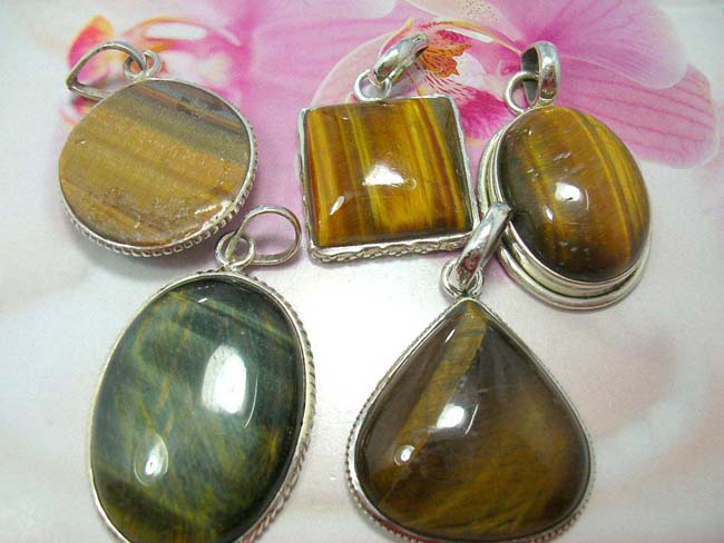 Beautiful accessory shopping warehouse, Ladies antique designed gemstone pendant with sterling silver frame