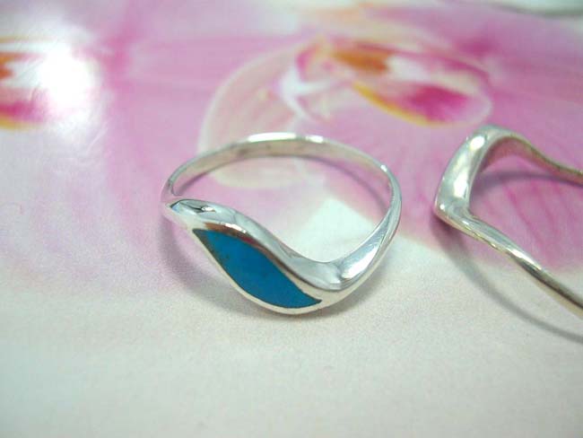 Designer jewelry online factory, Unique bali crafted enamel wave design in 925. sterling silver ring