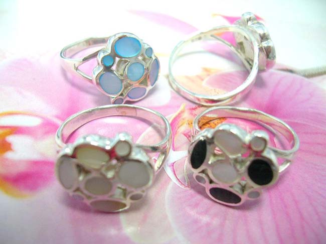 Hot style bali jewelry shopping guide, Miniature seashell gems in unique cluster in 925. sterling silver ring