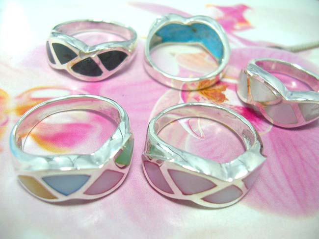 Modern accessory supply exporter, High quality abalone seashell gem in triangle shaped inlaid in 925. sterling silver bali ring