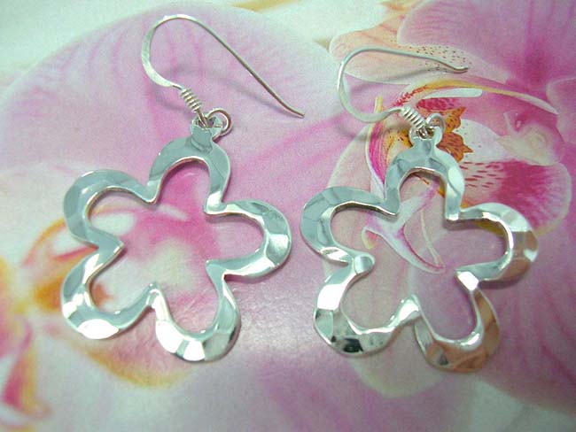Indonesian export online, Spring fashion 925. sterling silver earring sin cut out daisy design